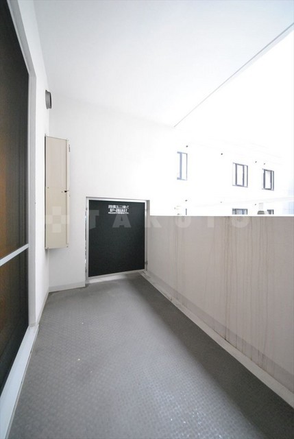 19/30 バルコニー