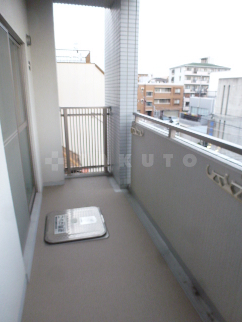 16/22 バルコニー