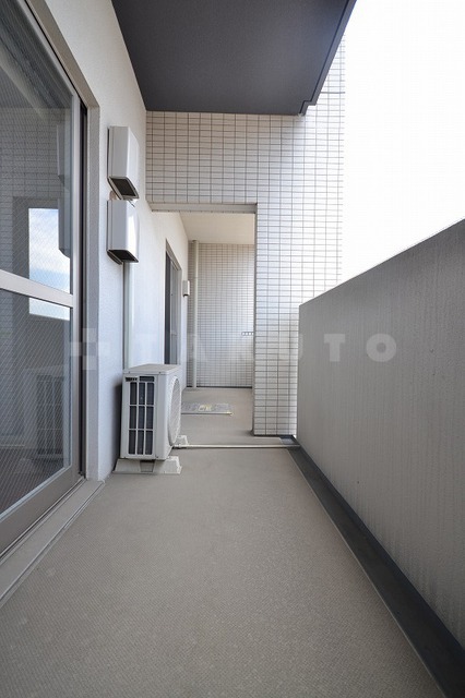 20/30 バルコニー