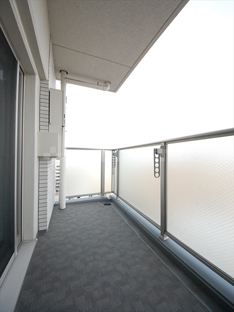 21/30 バルコニー