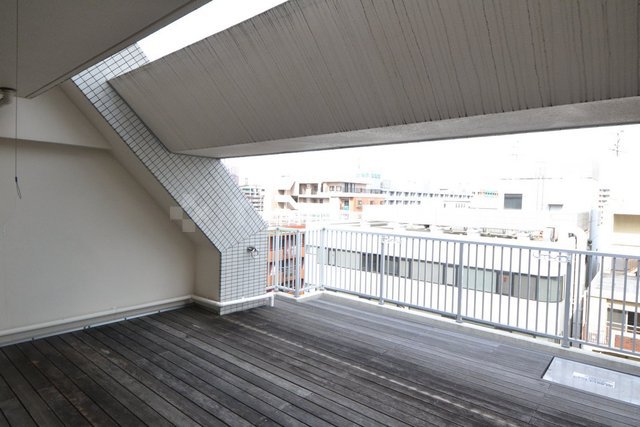 16/25 バルコニー
