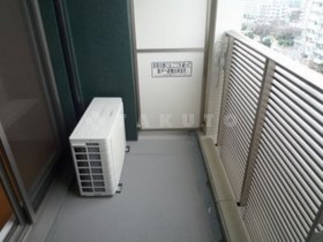13/23 バルコニー