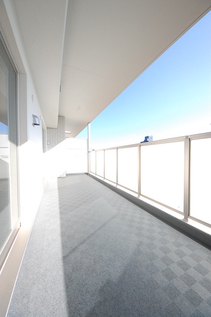 25/30 バルコニー