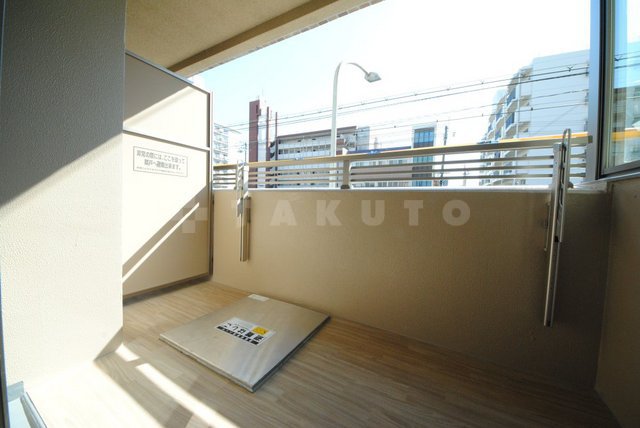 18/30 バルコニー