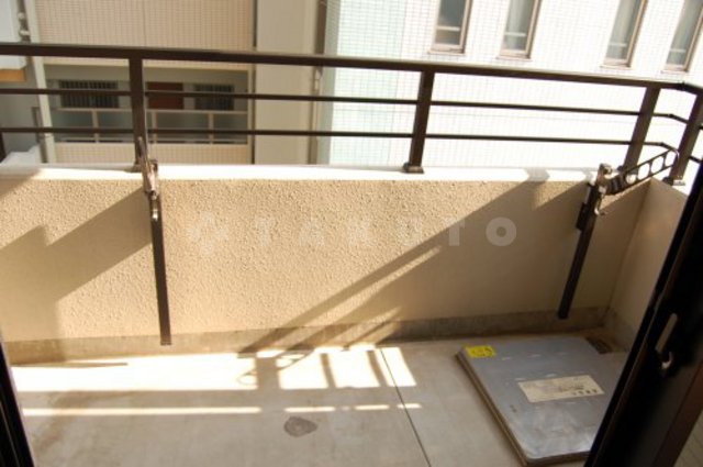 13/25 バルコニー