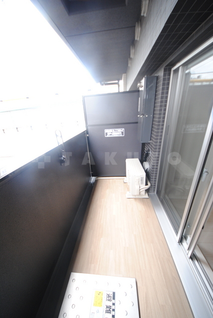 15/27 バルコニー