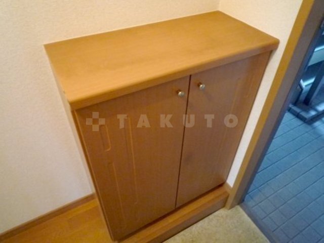 13/30 収納