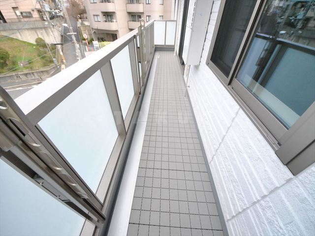 21/30 バルコニー