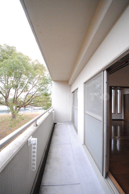 21/30 バルコニー