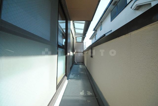 17/30 バルコニー