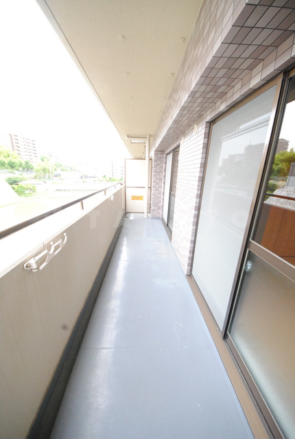 22/30 バルコニー