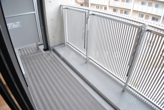 21/30 バルコニー