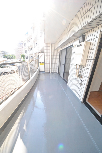 18/26 バルコニー