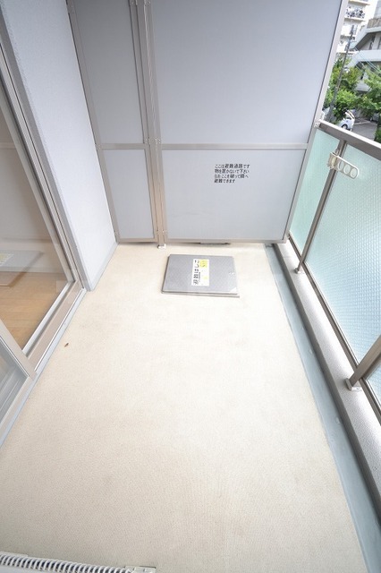 19/29 バルコニー