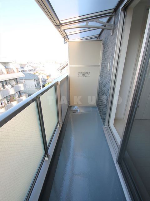 20/25 バルコニー