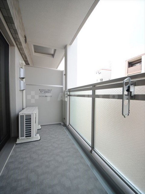 16/28 バルコニー