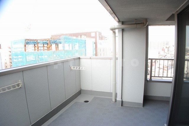 21/30 バルコニー