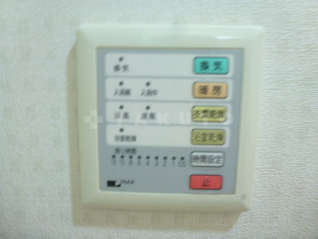 13/28 浴室