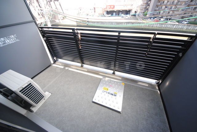 20/30 バルコニー