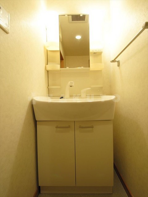 18/30 洗面