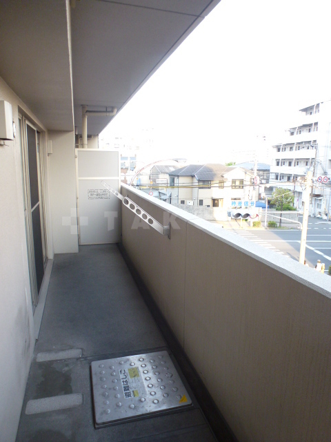 23/30 バルコニー
