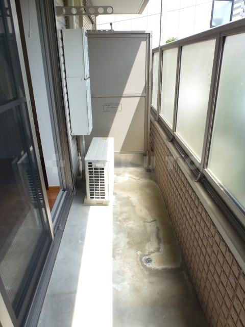 14/23 バルコニー