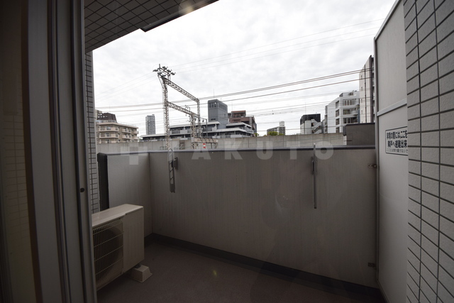 18/30 バルコニー