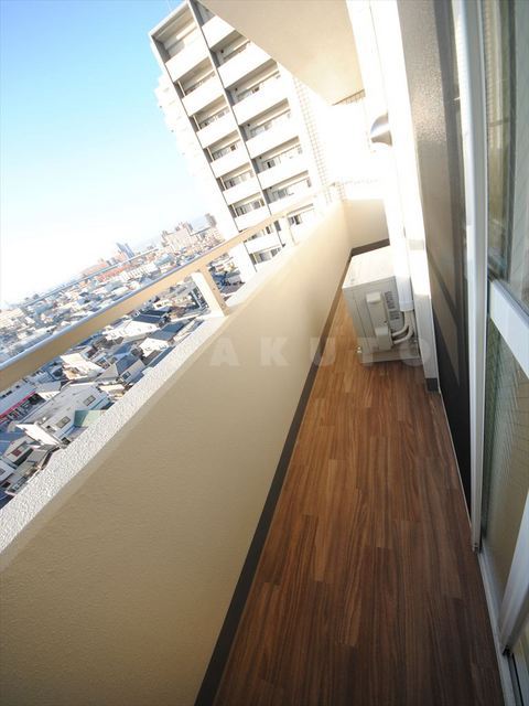 19/30 バルコニー