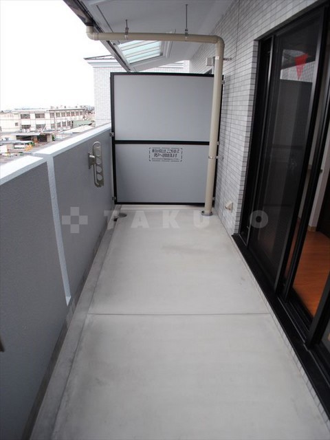 19/30 バルコニー