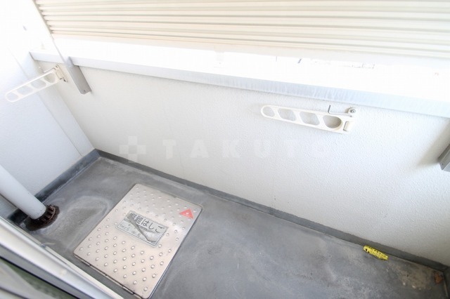 13/21 バルコニー