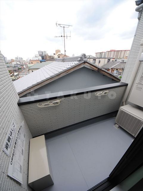 17/27 バルコニー