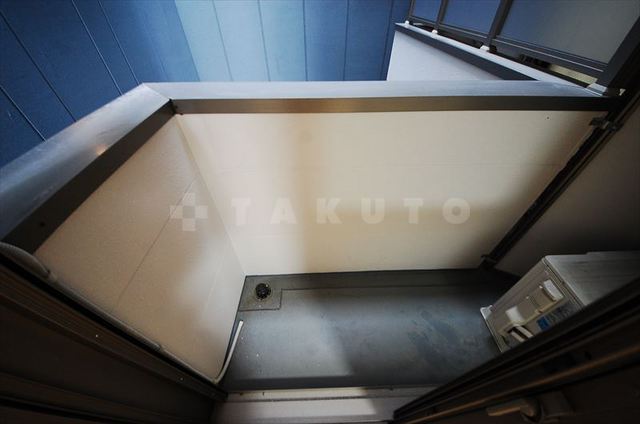 14/22 バルコニー