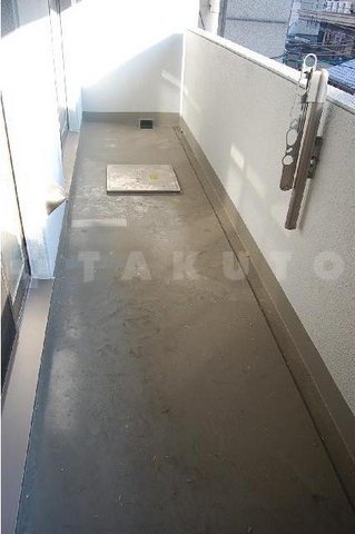 14/22 バルコニー