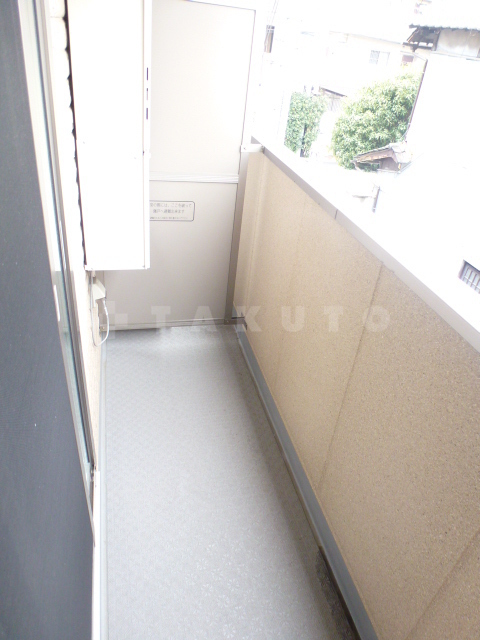 21/30 バルコニー