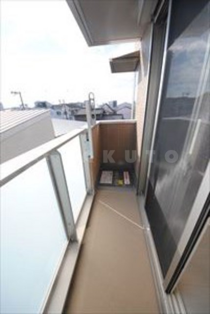 19/28 バルコニー