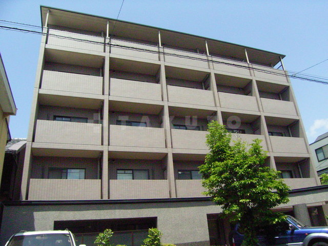1/6 外観