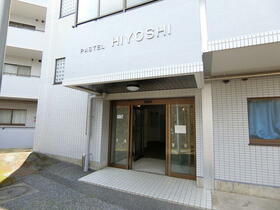 2/4 エントランス