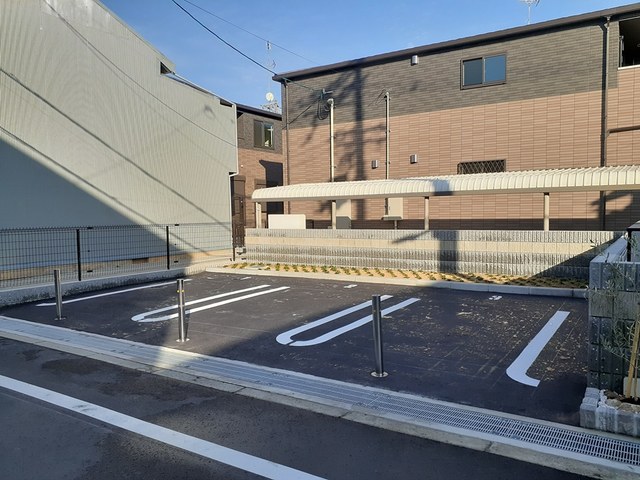 14/20 駐車場