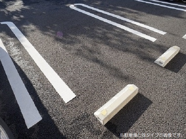 14/20 駐車場