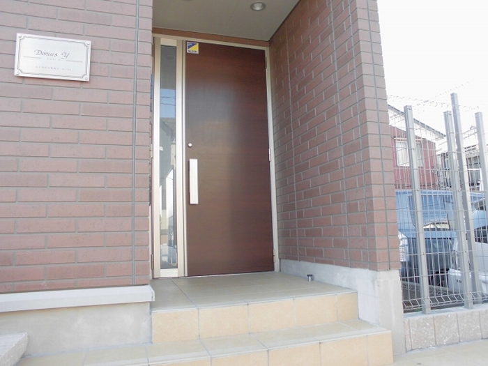 14/18 エントランス