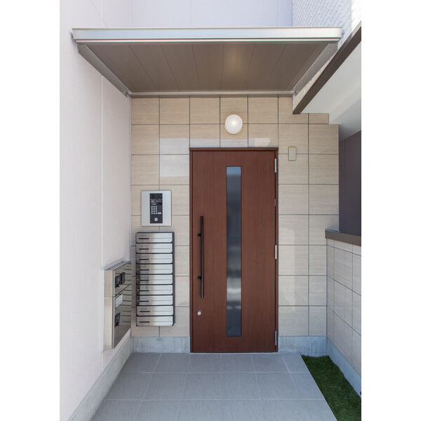 18/21 エントランス