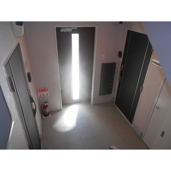 19/21 エントランス