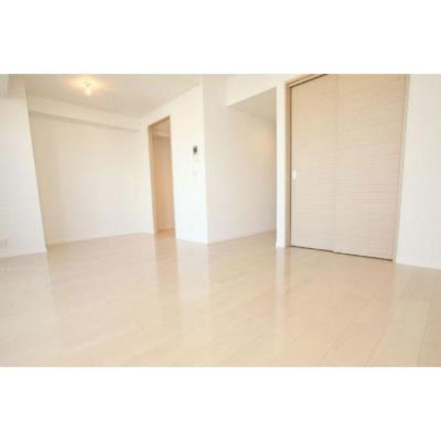 14/30 リビング/ダイニング