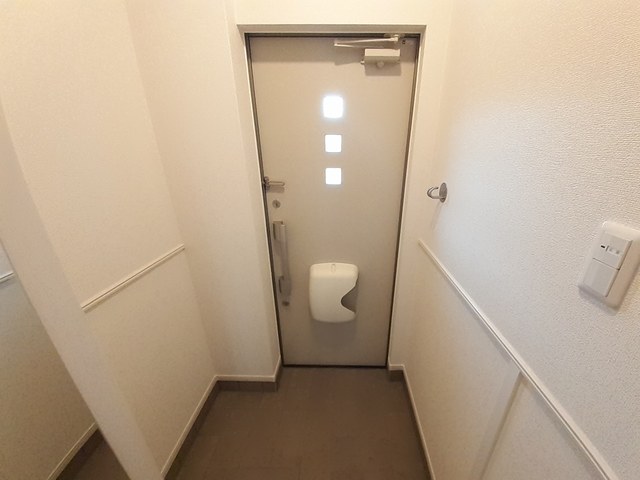 7/20 玄関