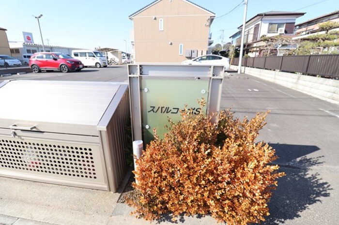 19/24 エントランス