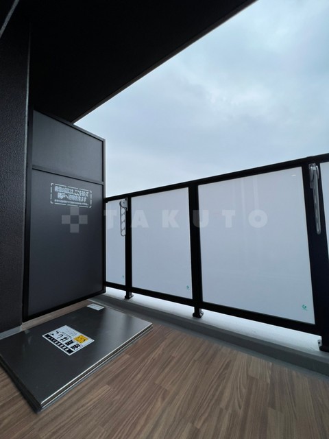 18/26 バルコニー