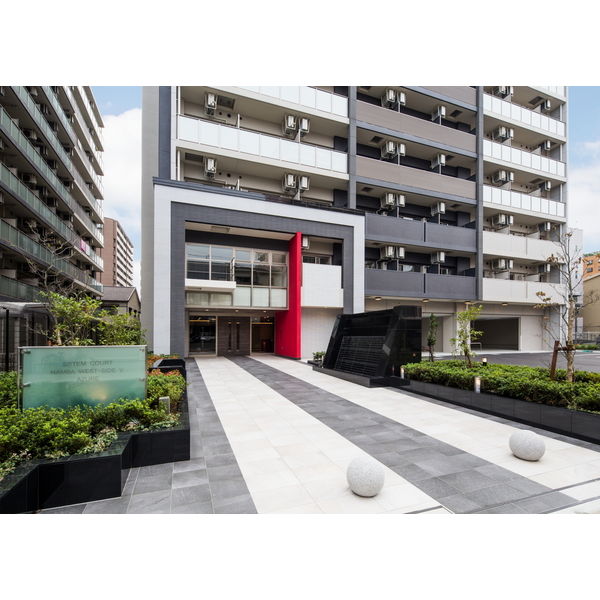 13/21 エントランス