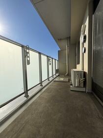 13/16 バルコニー