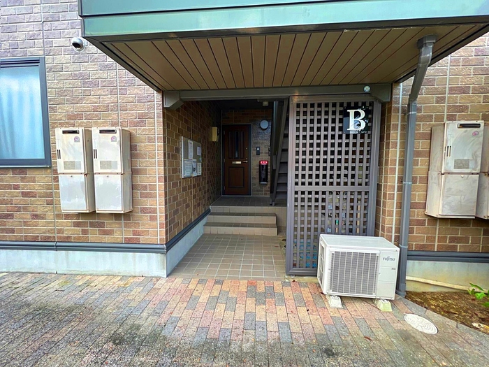 17/28 エントランス