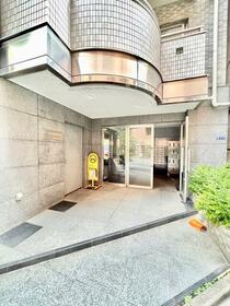 2/3 エントランス